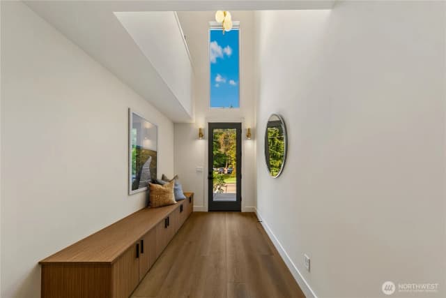 Property photo for 8022 Fauntleroy Way Sw, Seattle photo 5