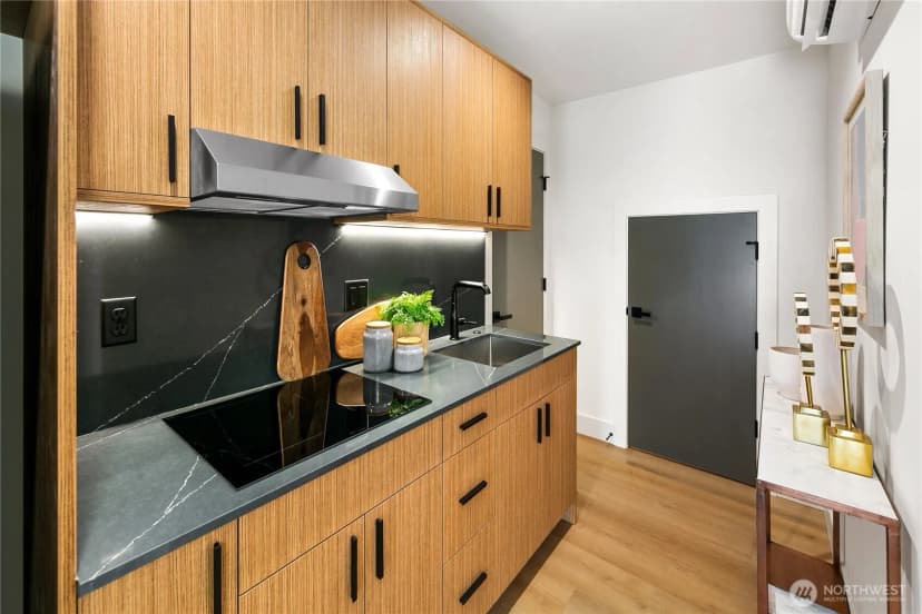 Property photo for 8022 Fauntleroy Way Sw, Seattle photo 35