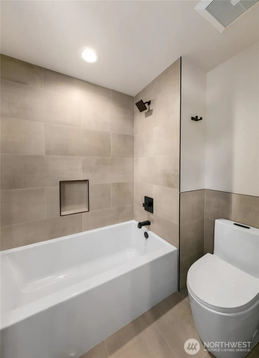 Property photo for 8022 Fauntleroy Way Sw, Seattle photo 20