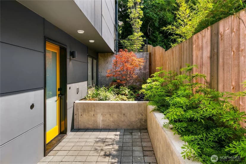 Property photo for 8022 Fauntleroy Way Sw, Seattle photo 28