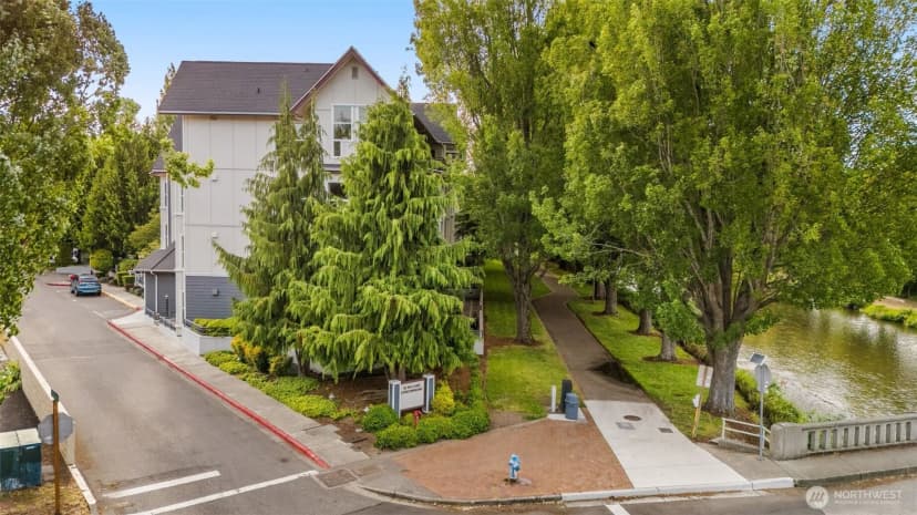 Property photo for 55 Williams Avenue S #401, Renton photo 18