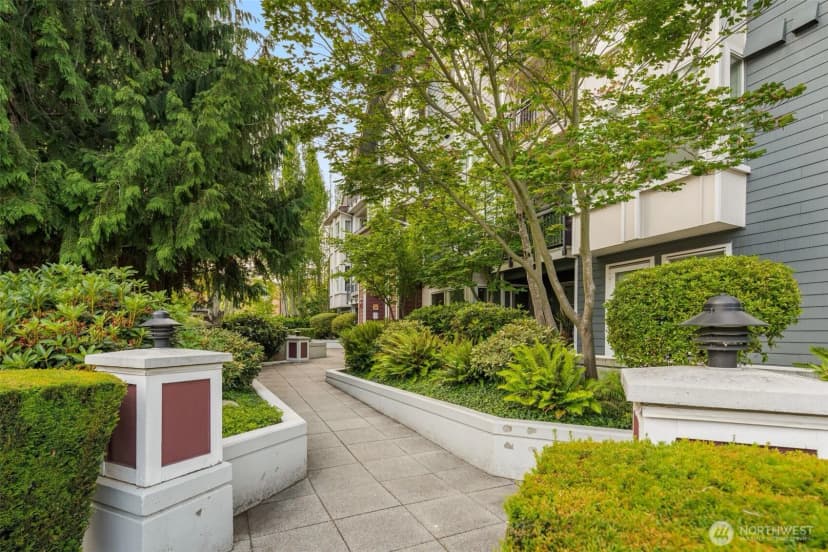 Property photo for 55 Williams Avenue S #401, Renton photo 19