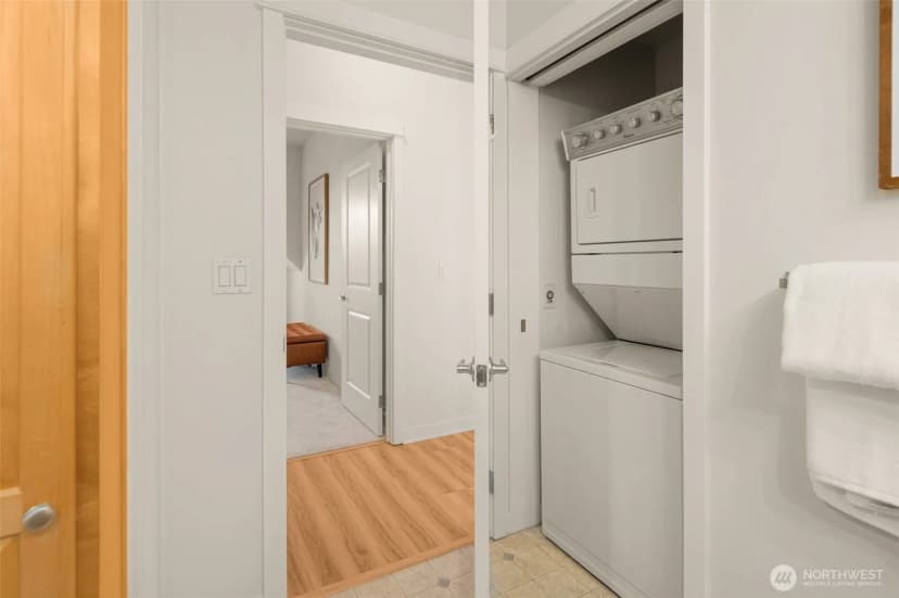 Property photo for 55 Williams Avenue S #401, Renton photo 17