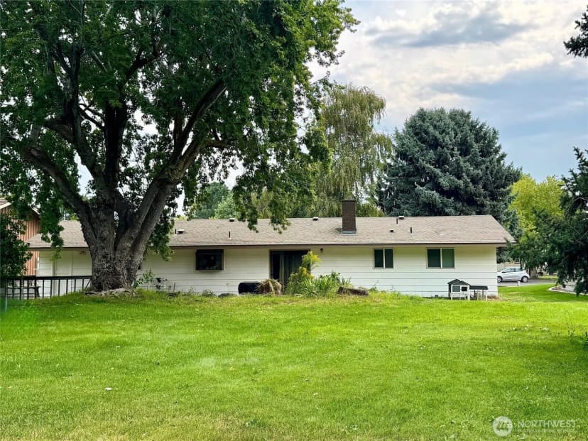 Property photo for 836 Meadowlark Lane, Othello photo 21