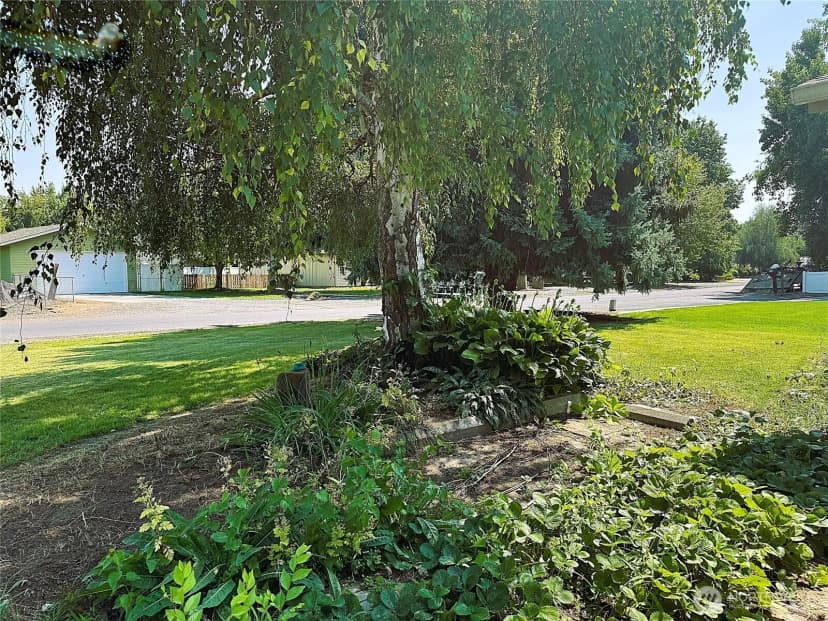 Property photo for 836 Meadowlark Lane, Othello photo 24
