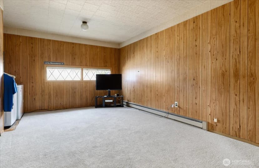 Property photo for 49 Se Pasek Street, Oak Harbor photo 21