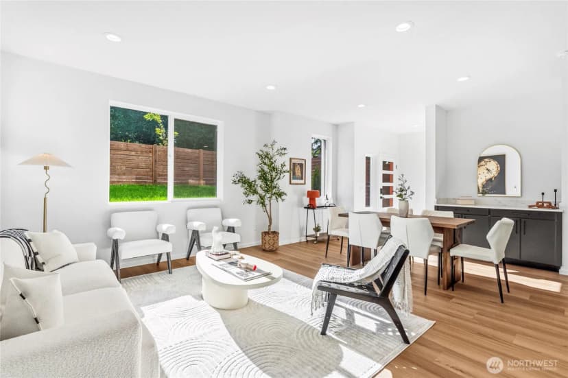 Property photo for 10702 Linden Avenue N, Seattle photo 12