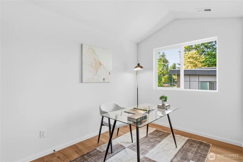 Property photo for 10702 Linden Avenue N, Seattle photo 26