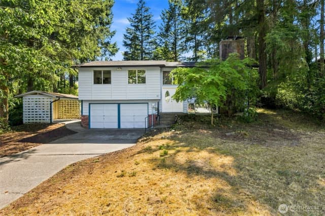 Property photo for 51 E Park Lane, Shelton photo 2