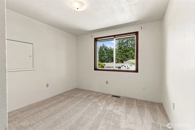 Property photo for 51 E Park Lane, Shelton photo 24