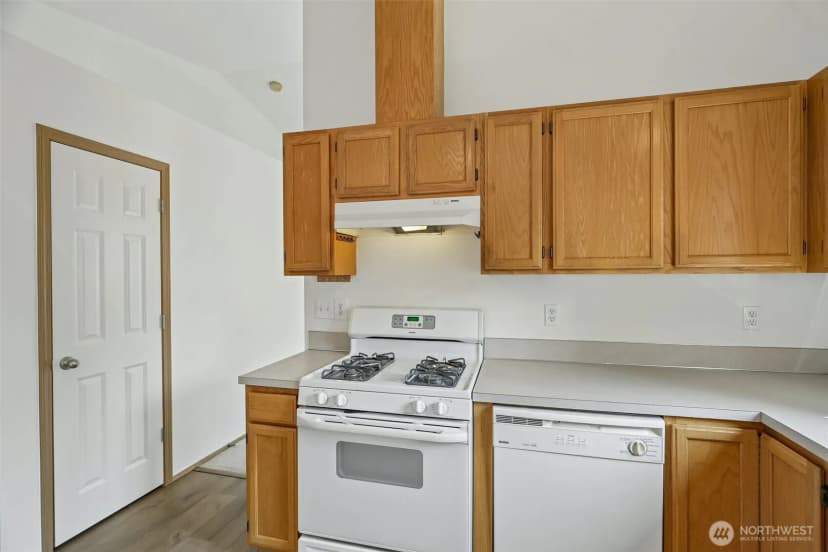 Property photo for 10506 63rd Drive Ne, Marysville photo 8
