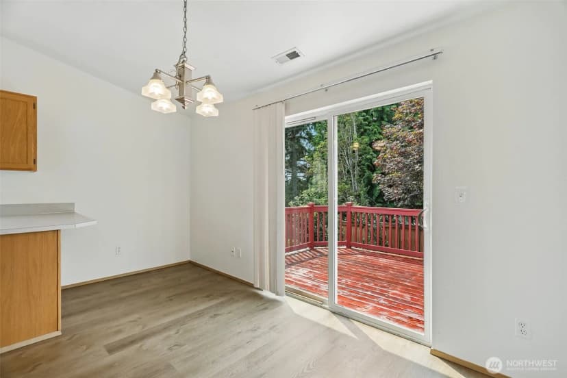 Property photo for 10506 63rd Drive Ne, Marysville photo 6