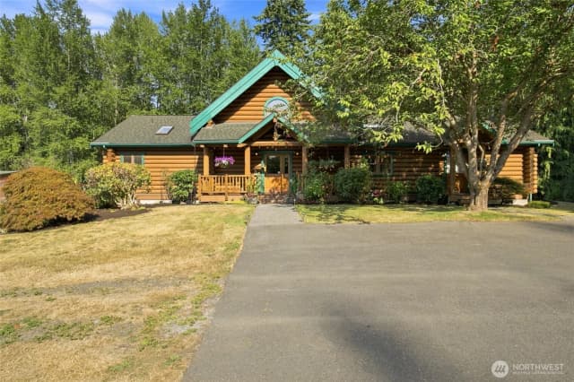 Property photo for 10828 115th Avenue Ne, Lake Stevens photo 2
