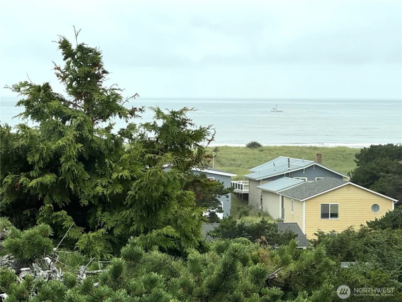 Property photo for 30110 J Place, Ocean Park photo 36