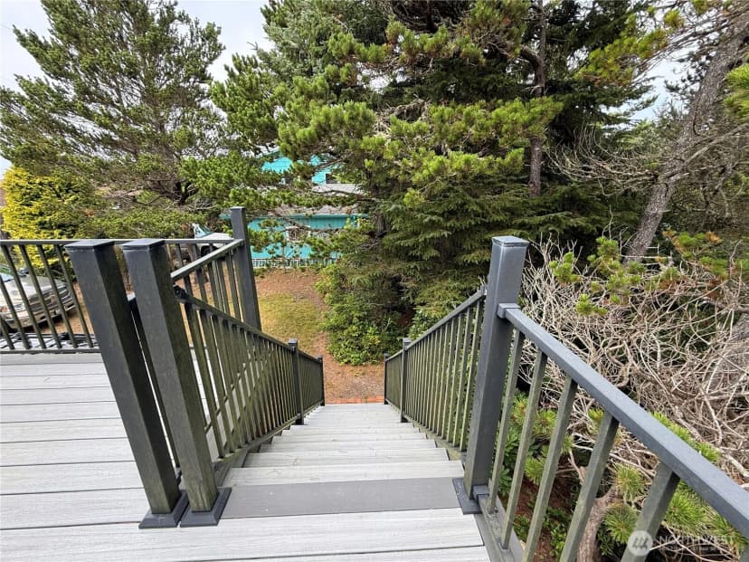 Property photo for 30110 J Place, Ocean Park photo 34