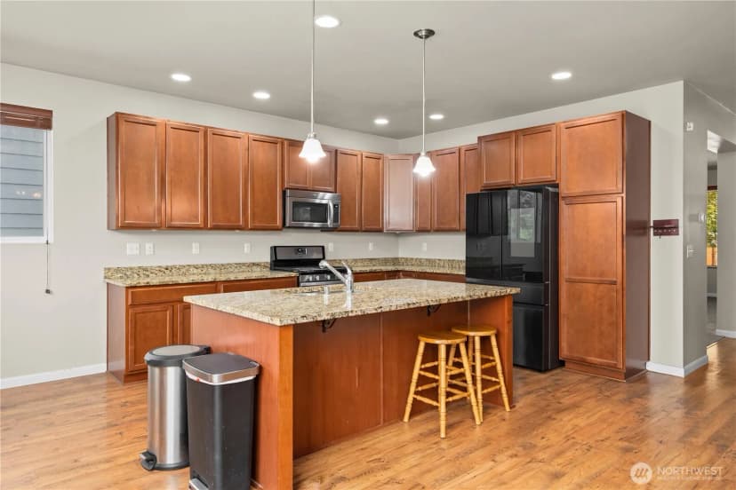 Property photo for 4280 Novak Drive Sw, Port Orchard photo 7