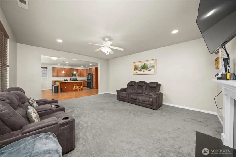 Property photo for 4280 Novak Drive Sw, Port Orchard photo 11