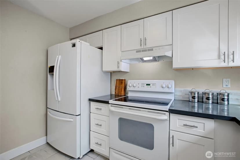 Property photo for 212 Sw 146th Street #105, Burien photo 13