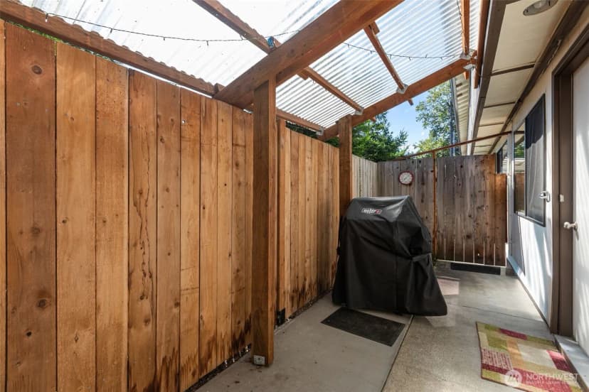 Property photo for 212 Sw 146th Street #105, Burien photo 31