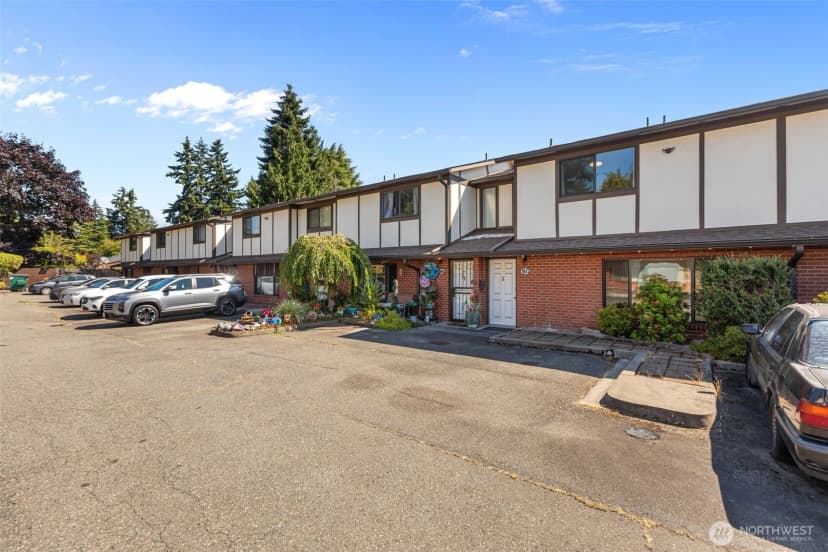 Property photo for 212 Sw 146th Street #105, Burien photo 33