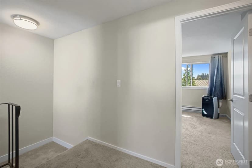 Property photo for 212 Sw 146th Street #105, Burien photo 24