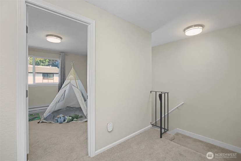 Property photo for 212 Sw 146th Street #105, Burien photo 23
