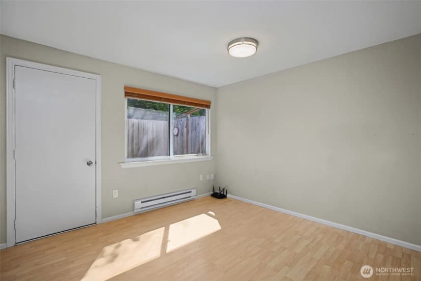 Property photo for 212 Sw 146th Street #105, Burien photo 6