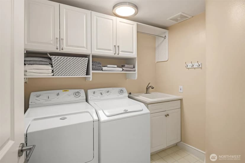 Property photo for 210 Market Street #304, Kirkland photo 23