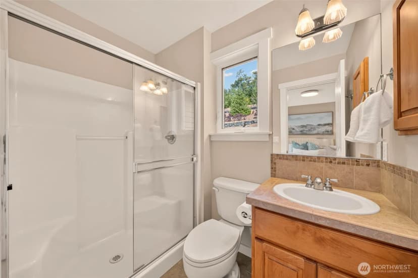 Property photo for 1760 30th Avenue Ne, Issaquah photo 27