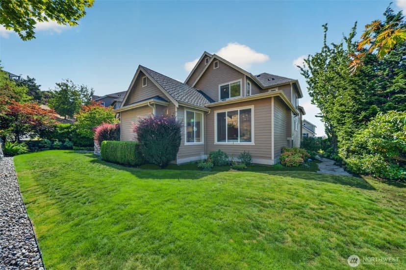 Property photo for 1760 30th Avenue Ne, Issaquah photo 34