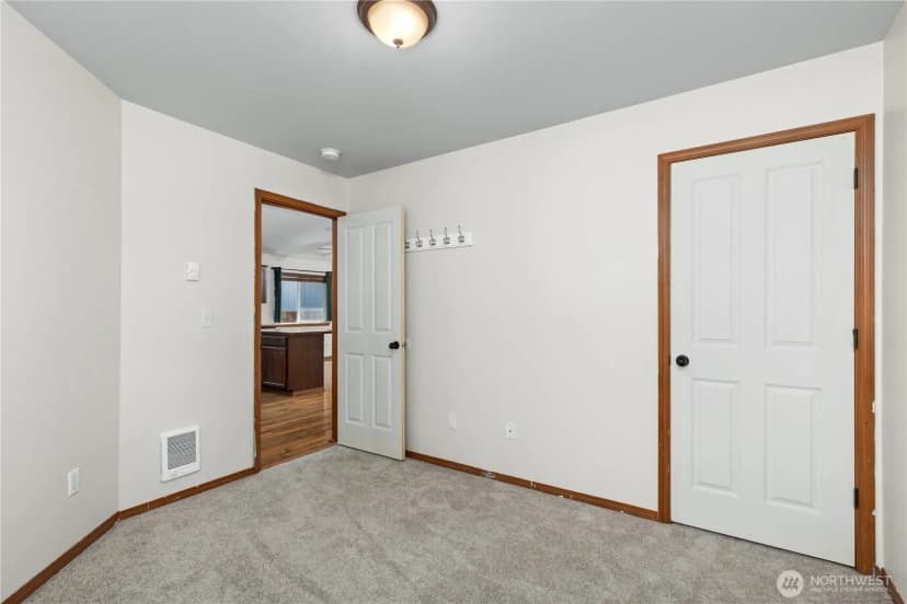 Property photo for 20406 7th Avenue Ct E, Spanaway photo 18
