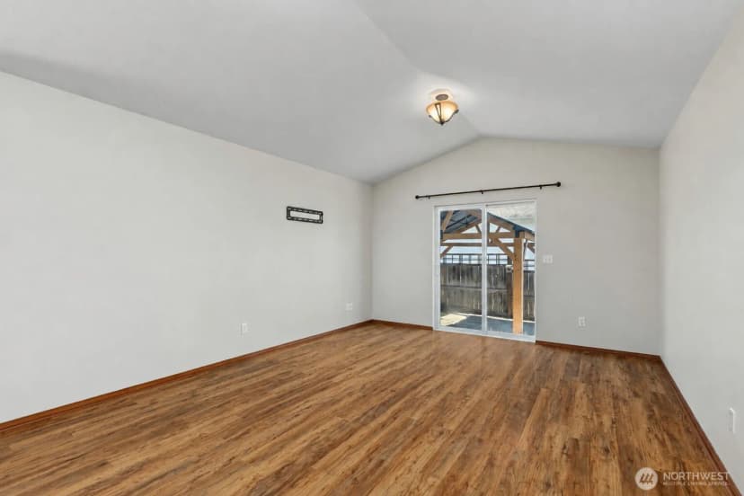 Property photo for 20406 7th Avenue Ct E, Spanaway photo 10