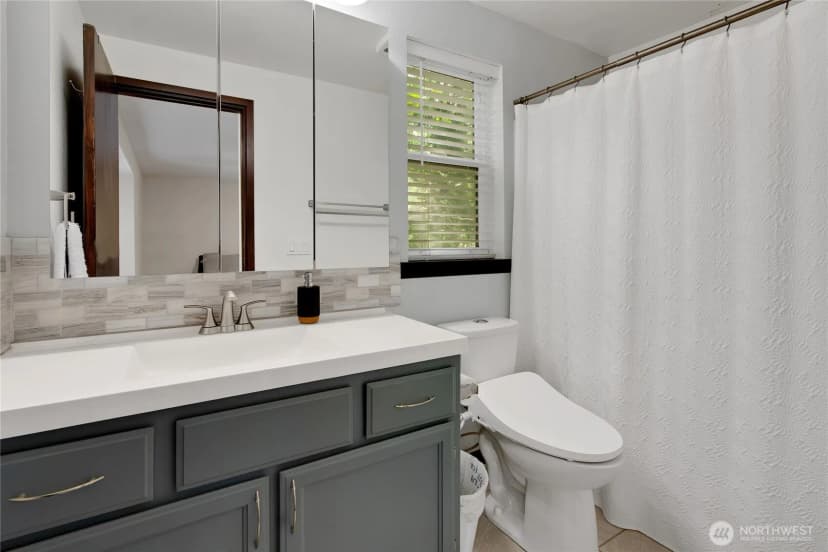 Property photo for 22632 Echowood Lane Se, Yelm photo 8