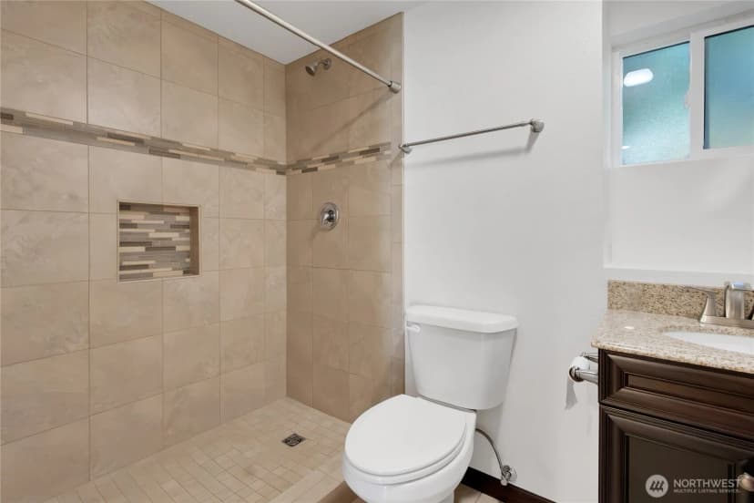 Property photo for 22632 Echowood Lane Se, Yelm photo 27