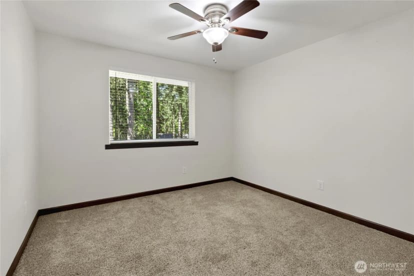 Property photo for 22632 Echowood Lane Se, Yelm photo 9
