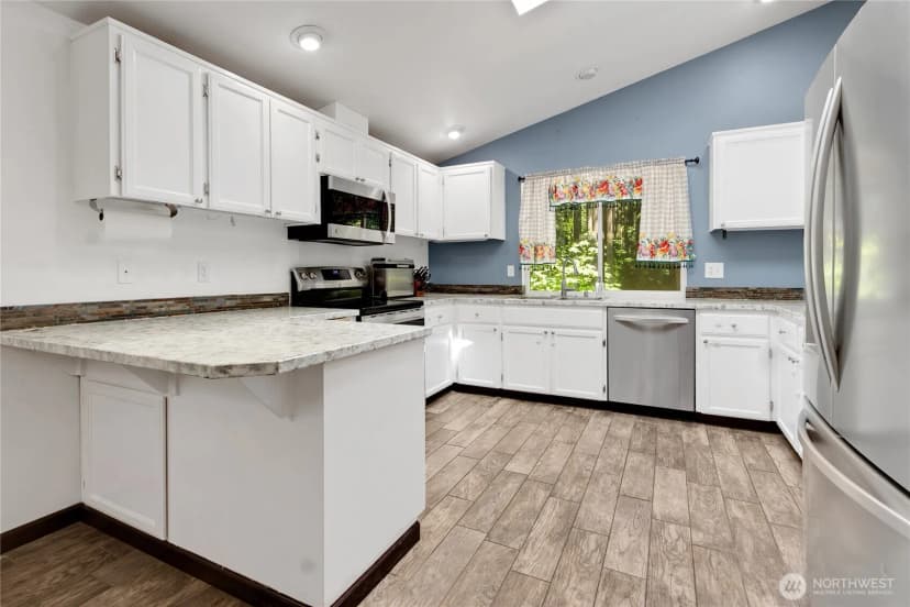 Property photo for 22632 Echowood Lane Se, Yelm photo 15
