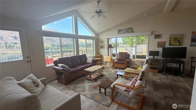 Property photo for 7 Quaking Aspen Drive, Winthrop photo 2