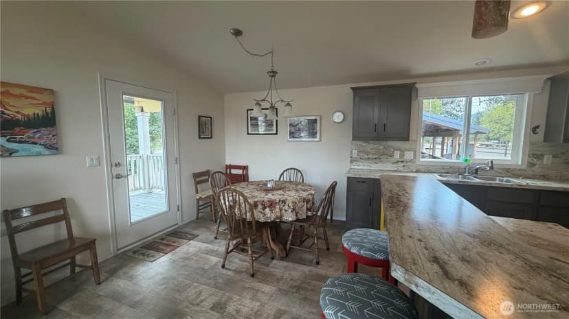 Property photo for 7 Quaking Aspen Drive, Winthrop photo 7