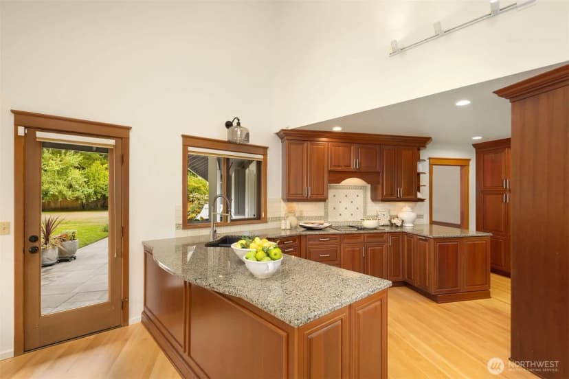 Property photo for 14246 157th Place Ne, Woodinville photo 19