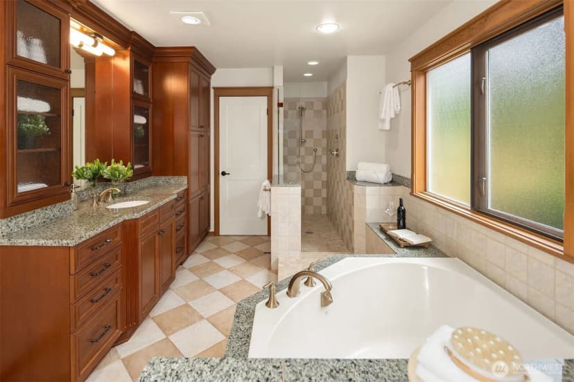 Property photo for 14246 157th Place Ne, Woodinville photo 13