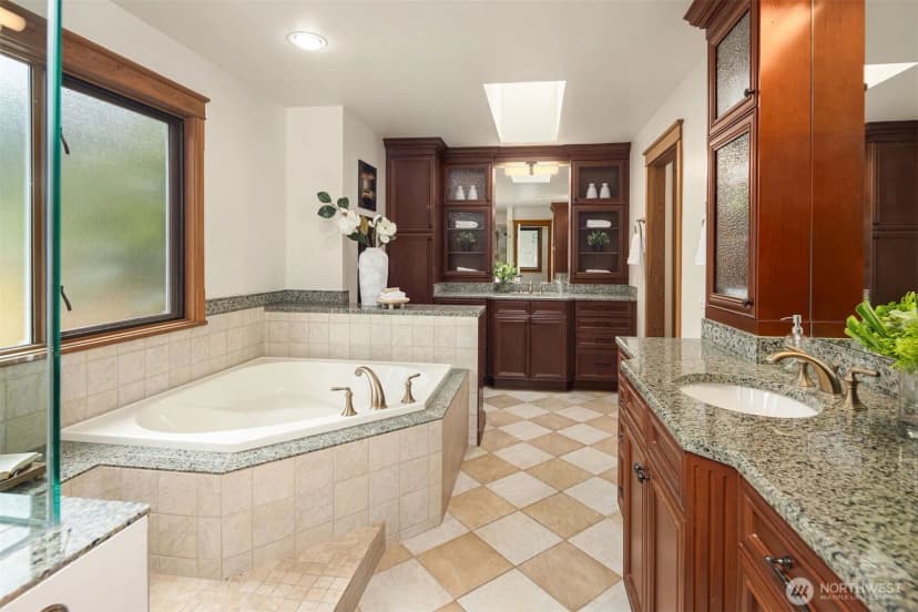 Property photo for 14246 157th Place Ne, Woodinville photo 14