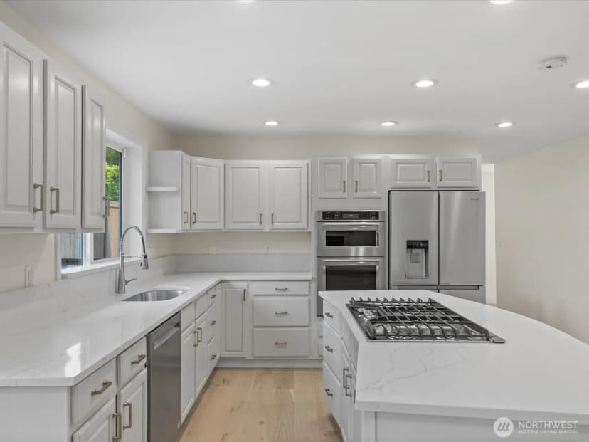 Property photo for 23828 51st Avenue Se, Woodinville photo 16