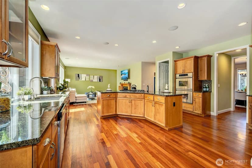 Property photo for 22187 Ne 93rd Street, Redmond photo 14