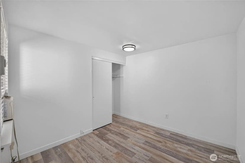 Property photo for 24918 110th Avenue Se #21b, Kent photo 23