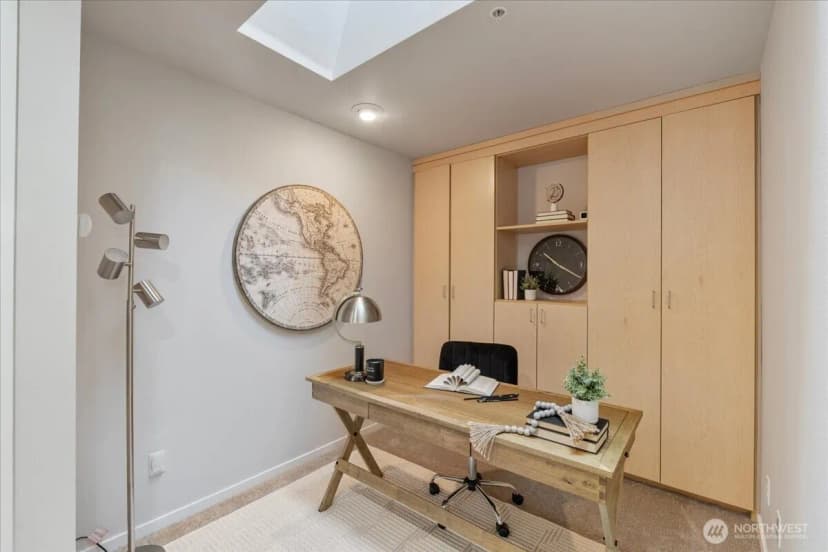Property photo for 10901 124th Avenue Ne #2-4, Kirkland photo 14