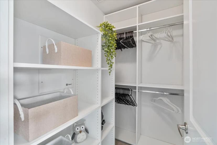 Property photo for 10901 124th Avenue Ne #2-4, Kirkland photo 21