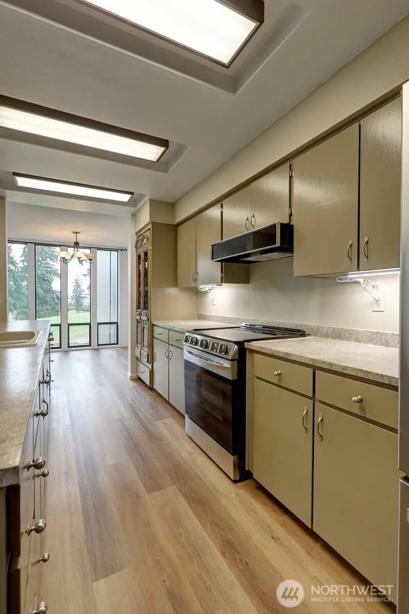 Property photo for 2511 S Cedar Street #306, Tacoma photo 8