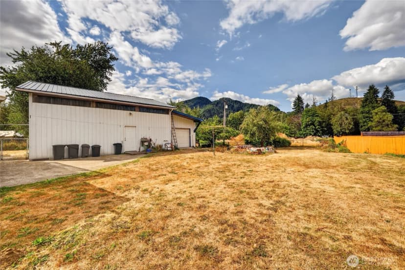 Property photo for 600 Main Avenue, Morton photo 29