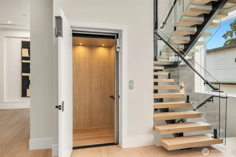 Property photo for 13011 Se Newport Way, Bellevue photo 37