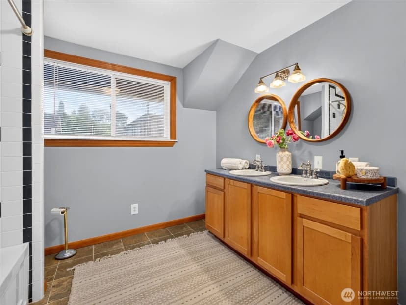 Property photo for 806 N J Street, Tacoma photo 27